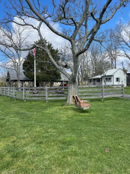 Bourbon Trail Cabin On The Farm Lawrenceburg Exterior photo